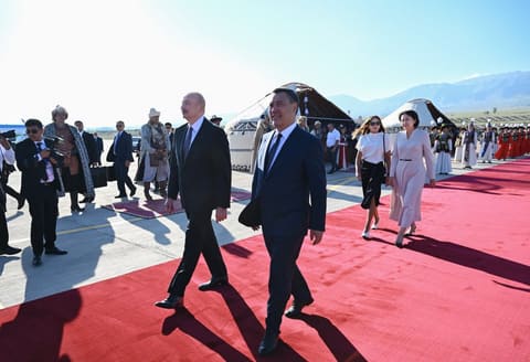 President Ilham Aliyev arrives in Kyrgyzstan for state visit