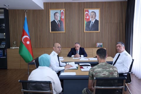 Baş prokuror Nəsimidə vətəndaşları qəbul edib