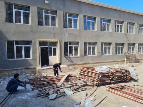 21 nömrəli tam orta məktəbdə əsaslı təmir işləri yekunlaşır - FOTOLAR