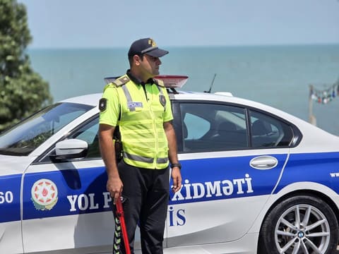DİN: İstirahət zonalarında polisin fasiləsiz xidməti təşkil edilib