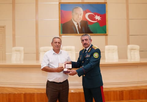 Azərbaycan Sərhəd Mühafizəsinin 107-ci ildönümü ərəfəsində şəhid ailələrinə ordenlər təqdim olunub