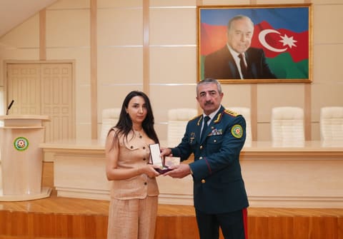 Azərbaycan Sərhəd Mühafizəsinin 107-ci ildönümü ərəfəsində şəhid ailələrinə ordenlər təqdim olunub