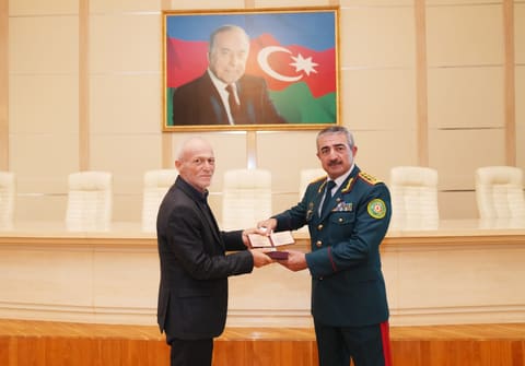 Azərbaycan Sərhəd Mühafizəsinin 107-ci ildönümü ərəfəsində şəhid ailələrinə ordenlər təqdim olunub