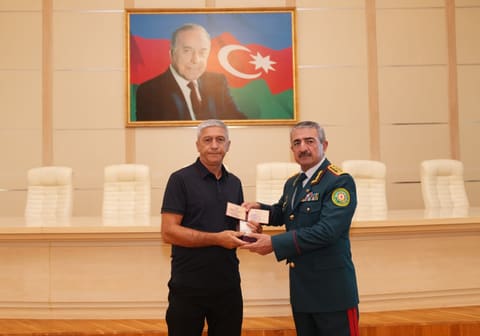 Azərbaycan Sərhəd Mühafizəsinin 107-ci ildönümü ərəfəsində şəhid ailələrinə ordenlər təqdim olunub