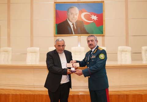 Azərbaycan Sərhəd Mühafizəsinin 107-ci ildönümü ərəfəsində şəhid ailələrinə ordenlər təqdim olunub