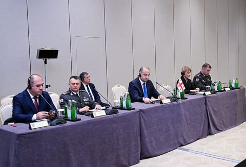 Azərbaycan, Gürcüstan və Türkiyə müdafiə nazirlərinin üçtərəfli görüşü keçirilib 