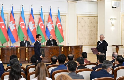 Azerbaijan, Cambodia exchange signed documents