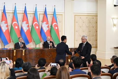 Azerbaijan, Cambodia exchange signed documents
