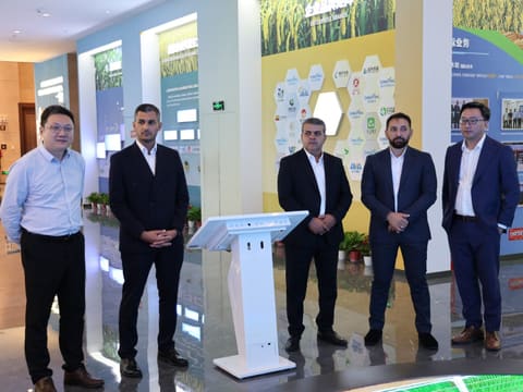 Azərbaycan Çində pambıqçılıqda innovativ əkin və avtomatlaşdırılmış yığım texnologiyaları ilə tanış olub