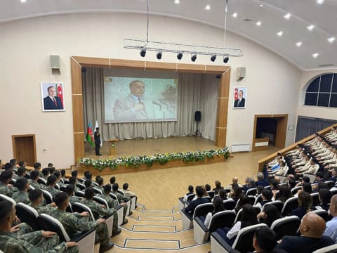 Azərbaycan Ordusunda Müstəqilliyin Bərpası Günü qeyd olunub