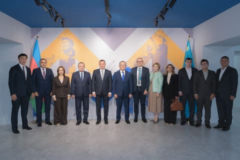 Azərbaycan və Qazaxıstan həmkarlar ittifaqları arasında əməkdaşlıq üzrə “Yol xəritəsi” imzalanıb
