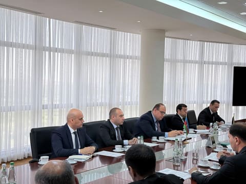 Azerbaijan and Turkmenistan foreign ministries hold consular consultations