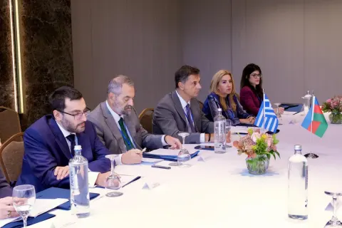 Azərbaycan Yunanıstanla enerji və nəqliyyat bağlantılarının genişləndirilməsini müzakirə edib