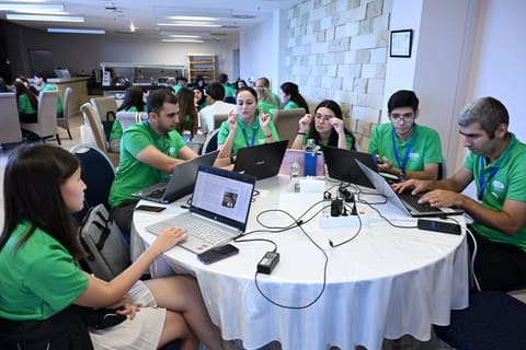 “Azərsun Holdinq”in sponsorluğu ilə Vikipediyanın 25 illik yubileyinə həsr olunan “Viki Mingəçeviri sevir” beynəlxalq düşərgəsi başa çatıb