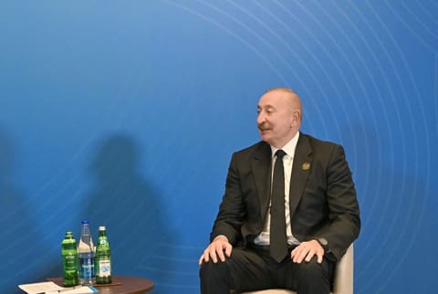 Bakıda Azərbaycan və Qazaxıstan prezidentləri görüşüblər, Trans-Xəzər Fiber-Optik Kabel Xəttinin açılışını ediblər