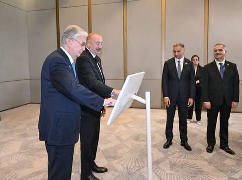 Bakıda Azərbaycan və Qazaxıstan prezidentləri görüşüblər, Trans-Xəzər Fiber-Optik Kabel Xəttinin açılışını ediblər
