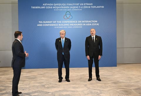 Bakıda Azərbaycan və Qazaxıstan prezidentləri görüşüblər, Trans-Xəzər Fiber-Optik Kabel Xəttinin açılışını ediblər