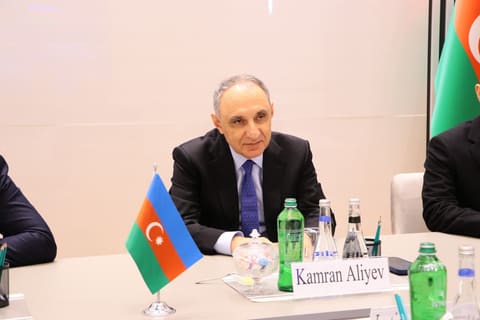 Baş prokuror Kamerun və Banqladeşin korrupsiyaya qarşı mübarizə qurumlarının rəhbərləri ilə görüşüb