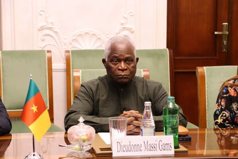 Baş prokuror Kamerun və Banqladeşin korrupsiyaya qarşı mübarizə qurumlarının rəhbərləri ilə görüşüb