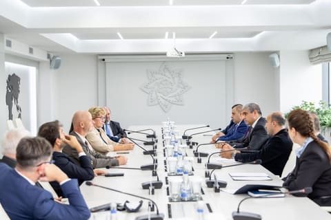 Beynəlxalq və xarici ölkələrin milli paralimpiya komitələrinin nümayəndə heyəti Azərbaycanda səfərdədir