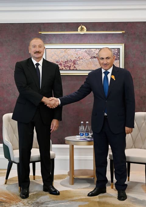 President of Azerbaijan Ilham Aliyev held meeting with Prime Minister of Armenia in Bishkek- UPDATED - PHOTO