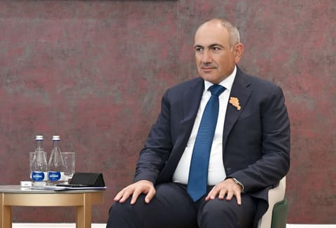 President of Azerbaijan Ilham Aliyev held meeting with Prime Minister of Armenia in Bishkek- UPDATED - PHOTO