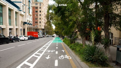 Bülbül prospektinin daha bir hissəsində mikromobillik zolağı təşkil olunub