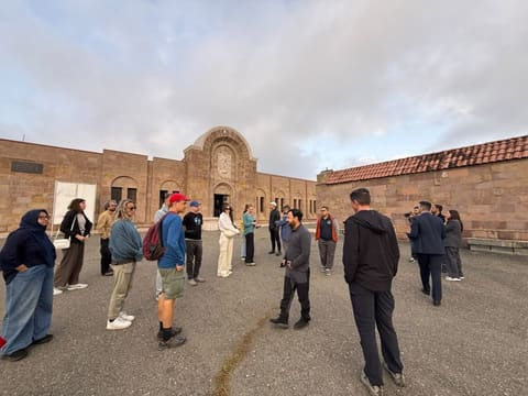 Dünya səyyahları Gəncəsər Monastır Kompleksini ziyarət ediblər