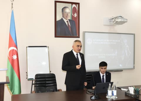 Ədliyyə Akademiyasında vəkilliyə namizədlərin icbari təlimi başlayıb