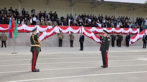 FHN-in Akademiyasında gənc kursantların hərbi andiçmə və məzunların buraxılış mərasimi olub