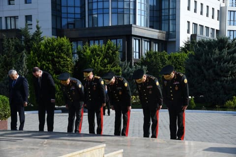 FHN-in Akademiyasında gənc kursantların hərbi andiçmə və məzunların buraxılış mərasimi olub