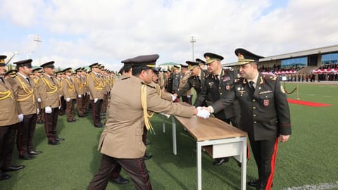 FHN-in Akademiyasında gənc kursantların hərbi andiçmə və məzunların buraxılış mərasimi olub