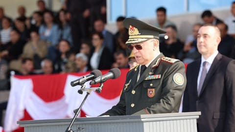 FHN-in Akademiyasında gənc kursantların hərbi andiçmə və məzunların buraxılış mərasimi olub