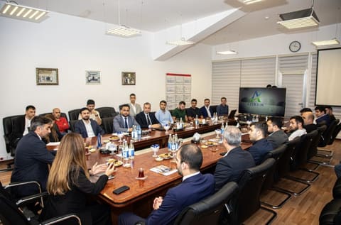 Texnoloji transformasiya üzrə praktik təcrübə müəssisələrlə bölüşülüb - FOTO