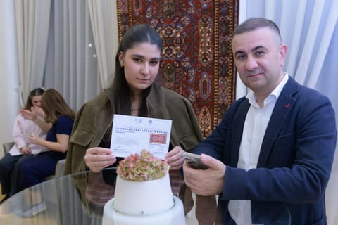 Lətif Kərimovun 120 illik yubileyi Vyanada “Azərxalça” ASC-nin xüsusi xalça sərgisi ilə qeyd olunub