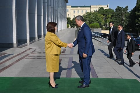 Sahibə Qafarova Kamboca Baş naziri ilə parlamentlərarası əlaqələrinin inkişaf perspektivlərini müzakirə edib