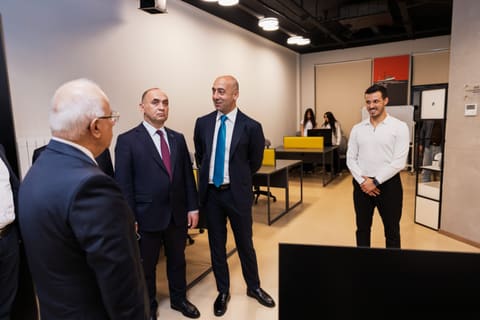 Elm və biznesin vəhdəti, süni intellekt texnologiyalarının imkanları və ortaq hədəflər