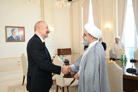 İlham Əliyev Bakıda keçirilən beynəlxalq konfransların iştirakçılarını qəbul edib - YENİLƏNİB