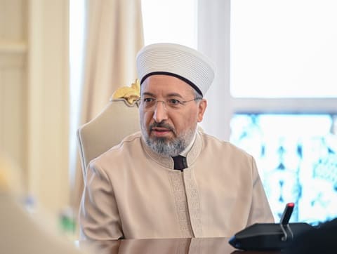 İlham Əliyev Bakıda keçirilən beynəlxalq konfransların iştirakçılarını qəbul edib - YENİLƏNİB