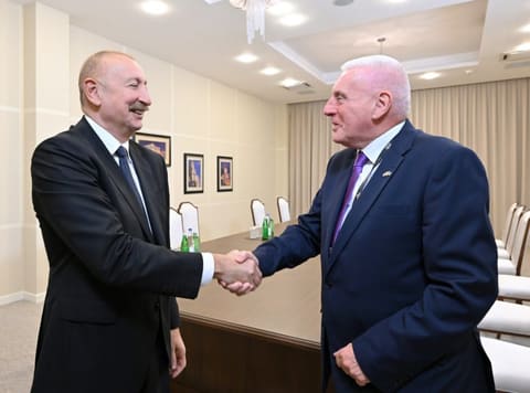 İlham Əliyev Birləşmiş Krallığın müdafiə üzrə dövlət nazirini qəbul edib