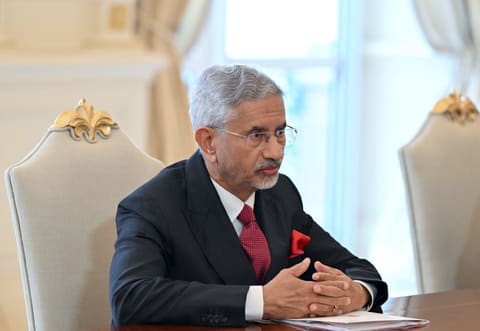 Ilham Aliyev receives Indian Minister of External Affairs