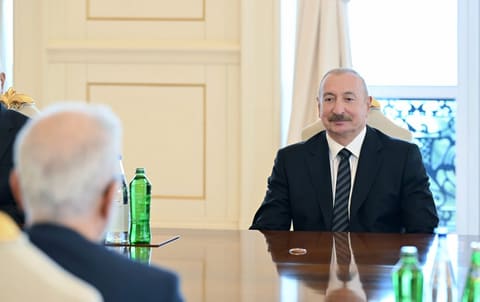  İlham Əliyev İranın daxili işlər nazirini qəbul edib
