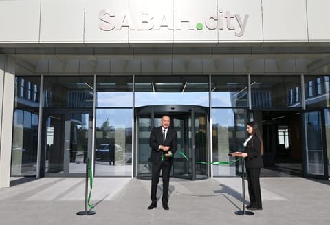 İlham Əliyev “SABAH.city” innovasiya şəhərciyinin birinci mərhələsinin açılışında iştirak edib