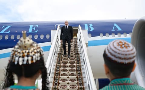Ilham Aliyev arrives in Turkmenistan for working visit