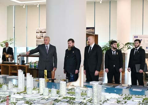 İlham Əliyev və Rusiyanın Çeçenistan Respublikasının başçısı “Bakı Ağ Şəhər”də olublar