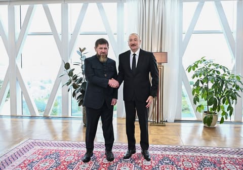  İlham Əliyev və Rusiyanın Çeçenistan Respublikasının başçısı birgə nahar ediblər
