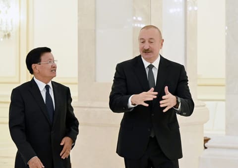  İlham Əliyevin adından Laos Prezidentinin şərəfinə rəsmi nahar verilib