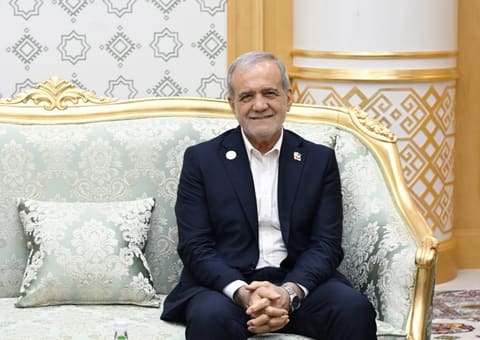  İlham Əliyevin İran Prezidenti ilə görüşü keçirilib - YENİLƏNİB