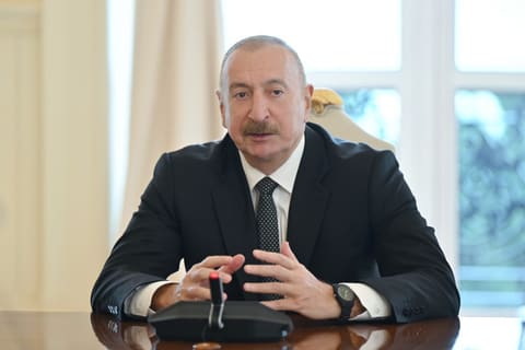 İlham Əliyevin Laos Prezidenti ilə geniş tərkibdə görüşü olub 