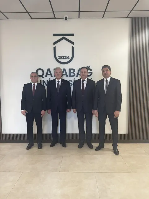 İqor Sergeyenkon Ağdamda aqroşəhərciyin tikintisinin gedişatı ilə tanış olub